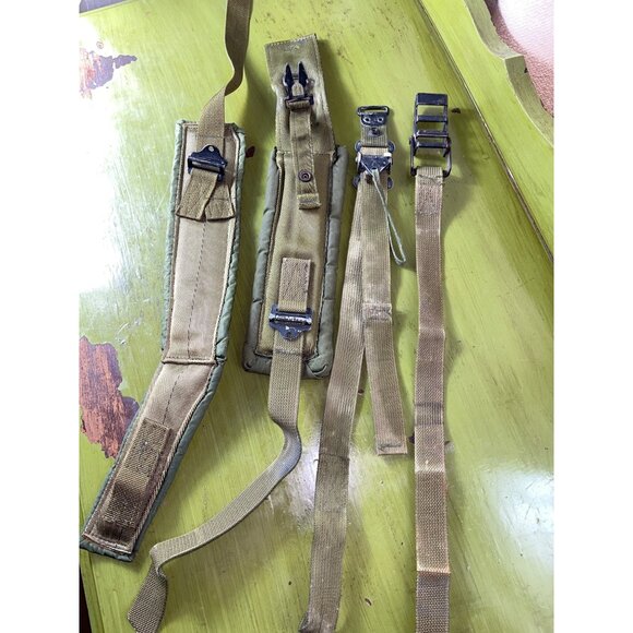 US Military Army Alice Backpack Straps Shoulder Quick Release Vietnam Militaria - Picture 5 of 7